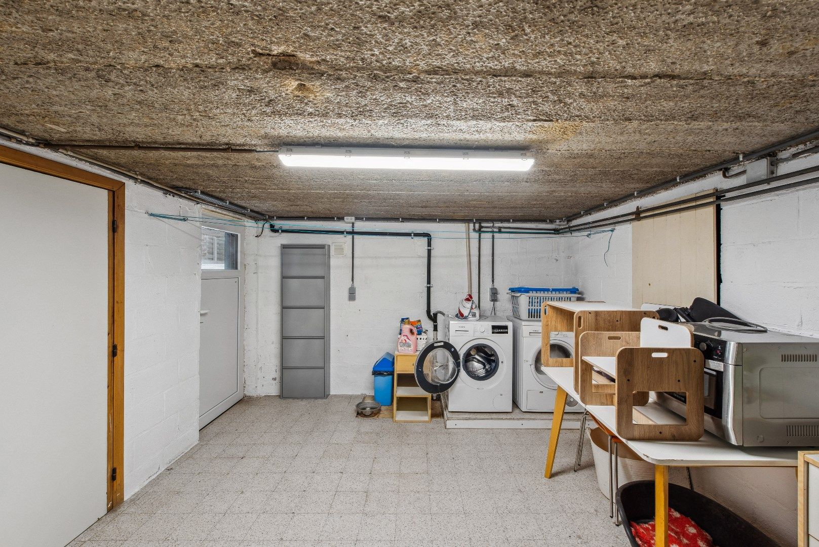 Bungalow met nieuw dak, 3 slaapkamers en garage foto 16