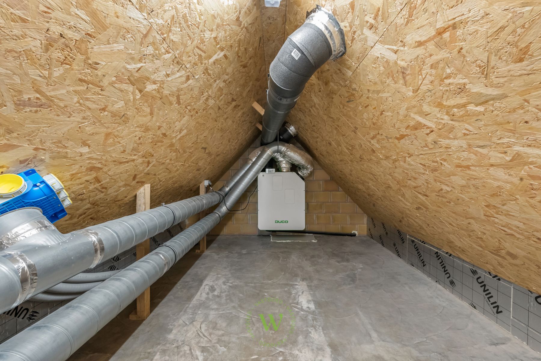 Energiezuinige, gerenoveerde woning met 3 slpks in Zwevezele foto 18