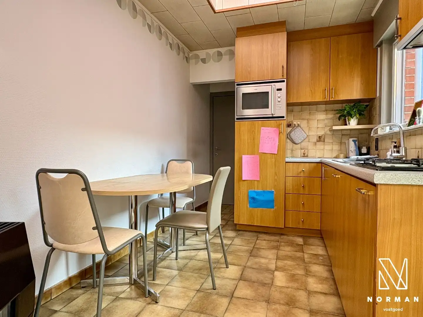 Gezinswoning met 4 slaapkamers, garage én tuin te koop in centrum Kuurne! foto 8
