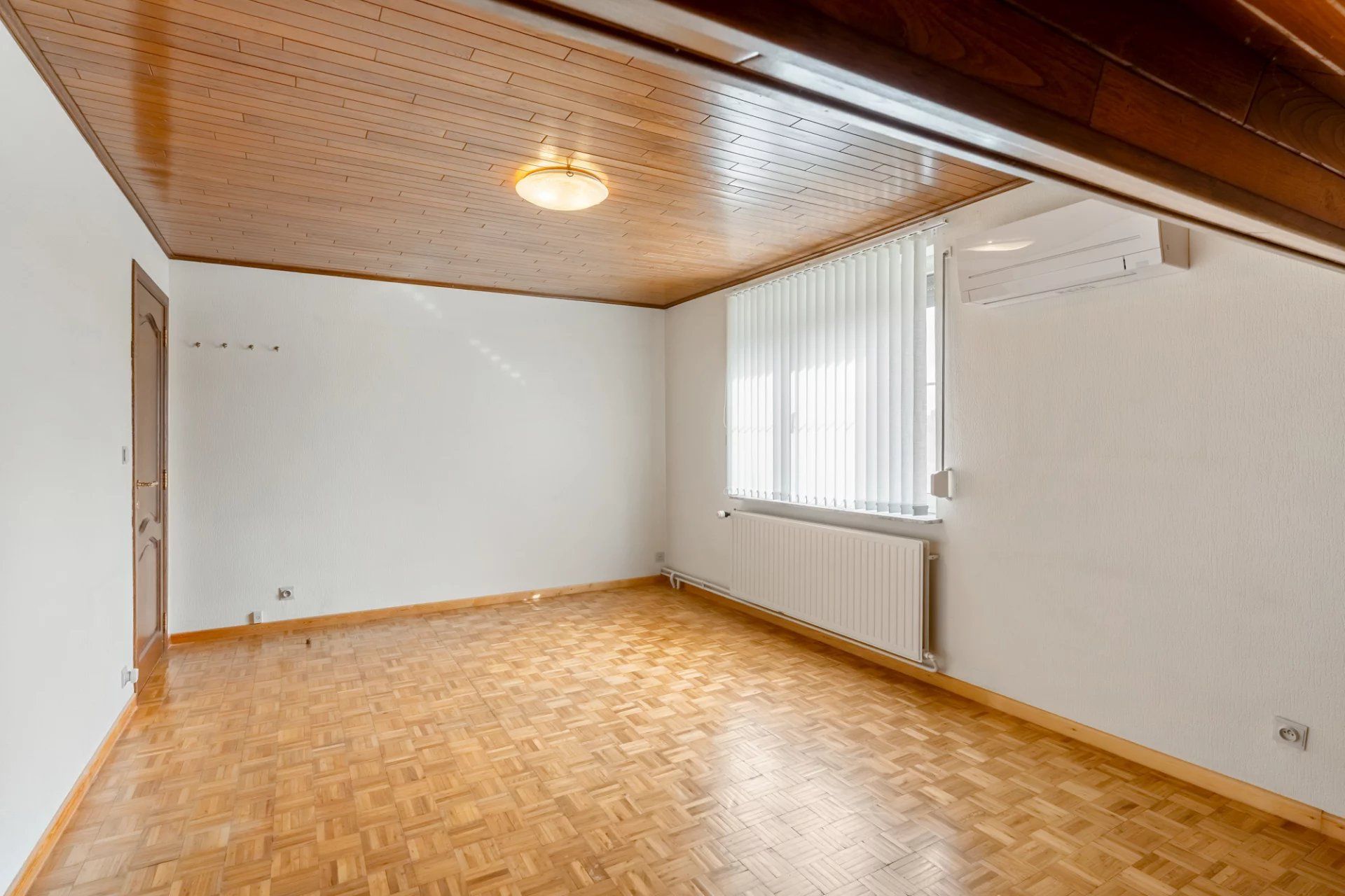 Ruim duplex appartement te Helchteren foto 14