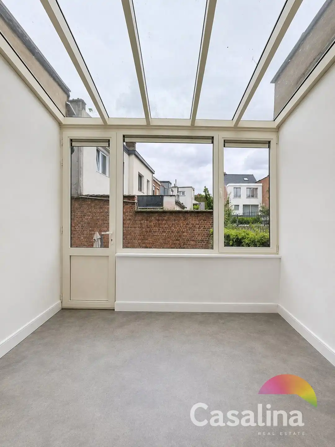 Luxe gelijkvloersappartement met stadstuin en garage box foto 8