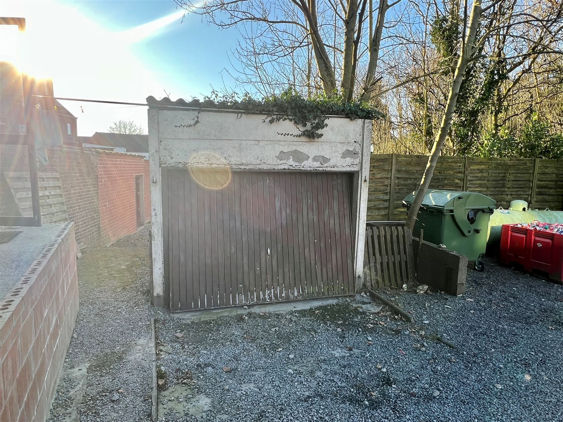 Ruime woning met garage en tuin -  veel mogelijkheden! foto 14