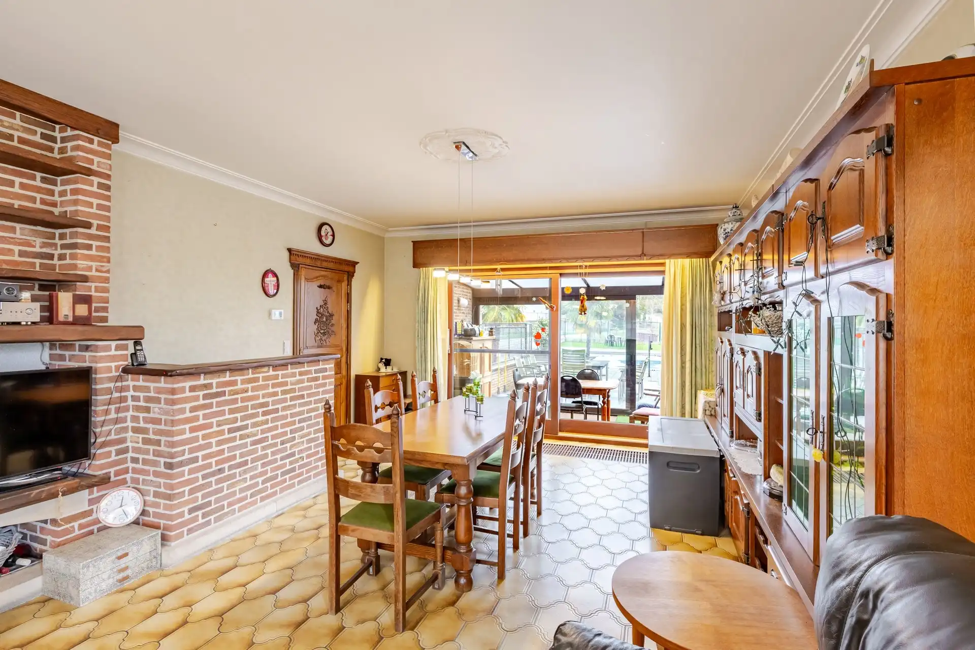 Charmante villa met zwembad op een mooi perceel van 942 m²  foto 12