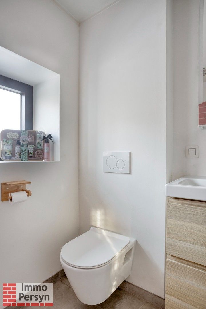 Landelijk gelegen open bebouwing op bijna 16 are. EPC A! foto 26