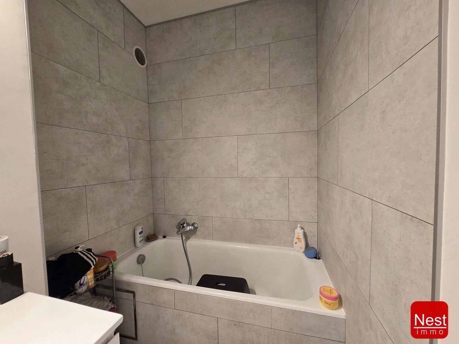 Drie opbrensgtgebouwen foto 23