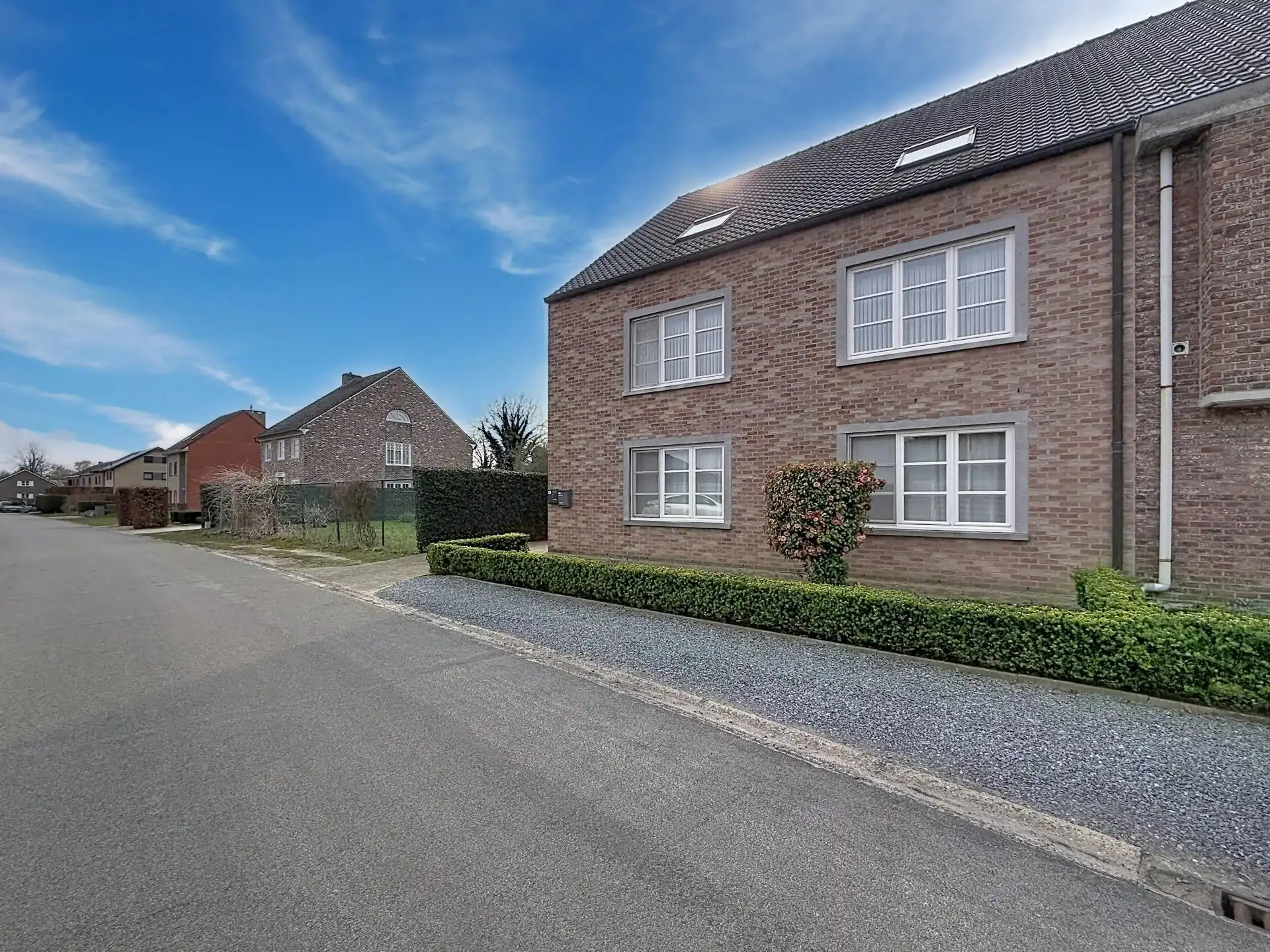 Te koop: Ruim duplex appartement met 4 slaapkamers in Lommel foto 40