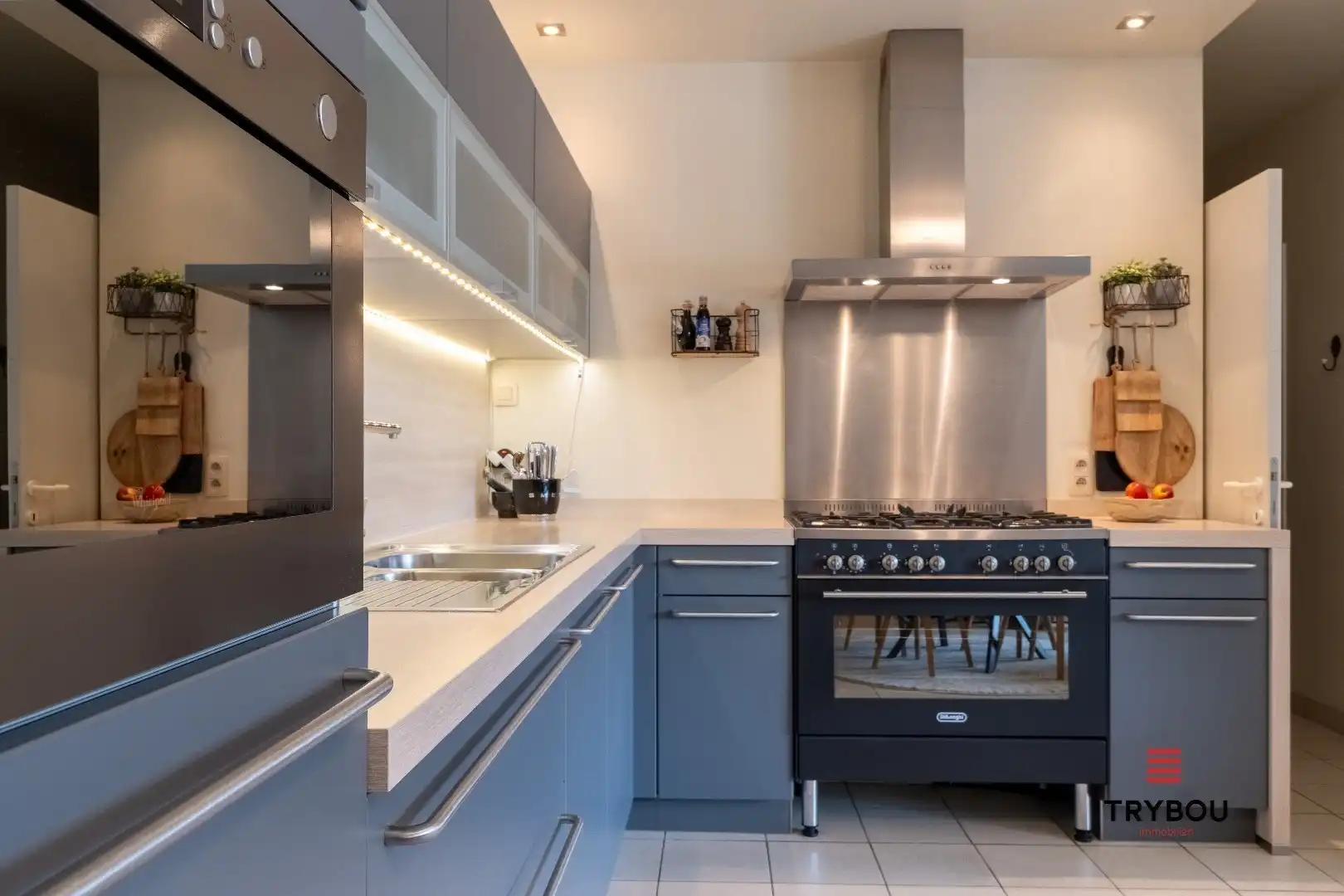 Ruim, instapklaar appartement met garage te koop in Langemark-Poelkapelle foto 9