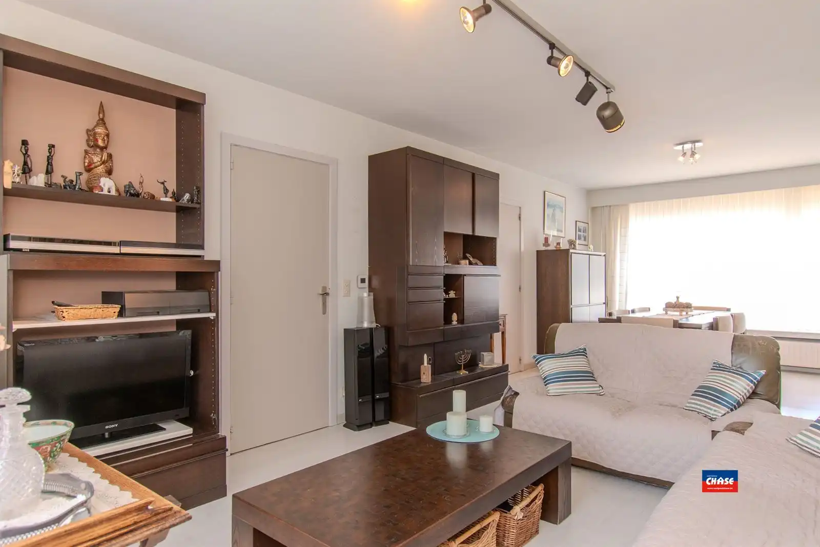 HOB met drie slaapkamers, garage en tuin foto 5