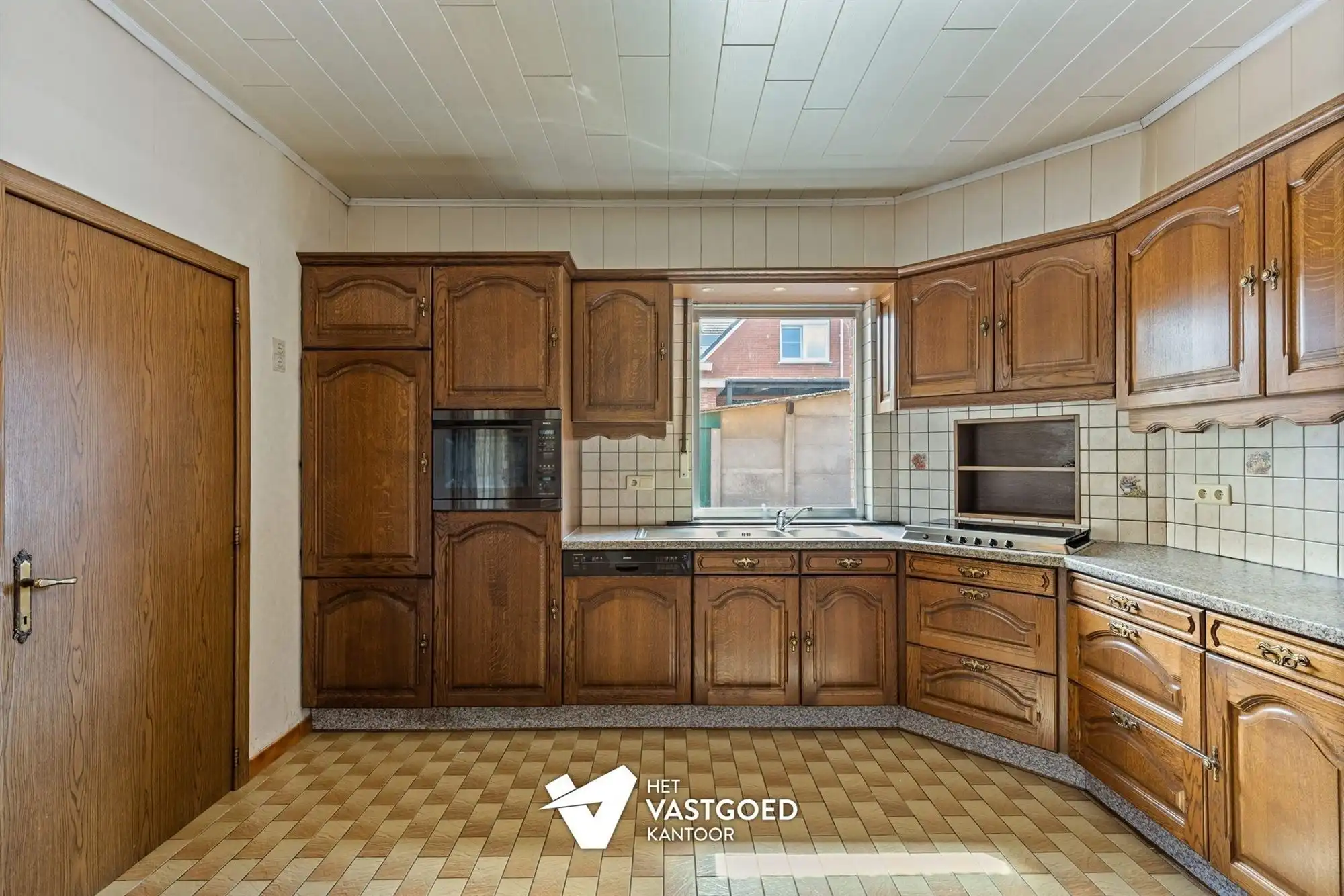 WONING MET ENORM POTENTIEEL OP MOOI PERCEEL VAN 1218M2 foto 7