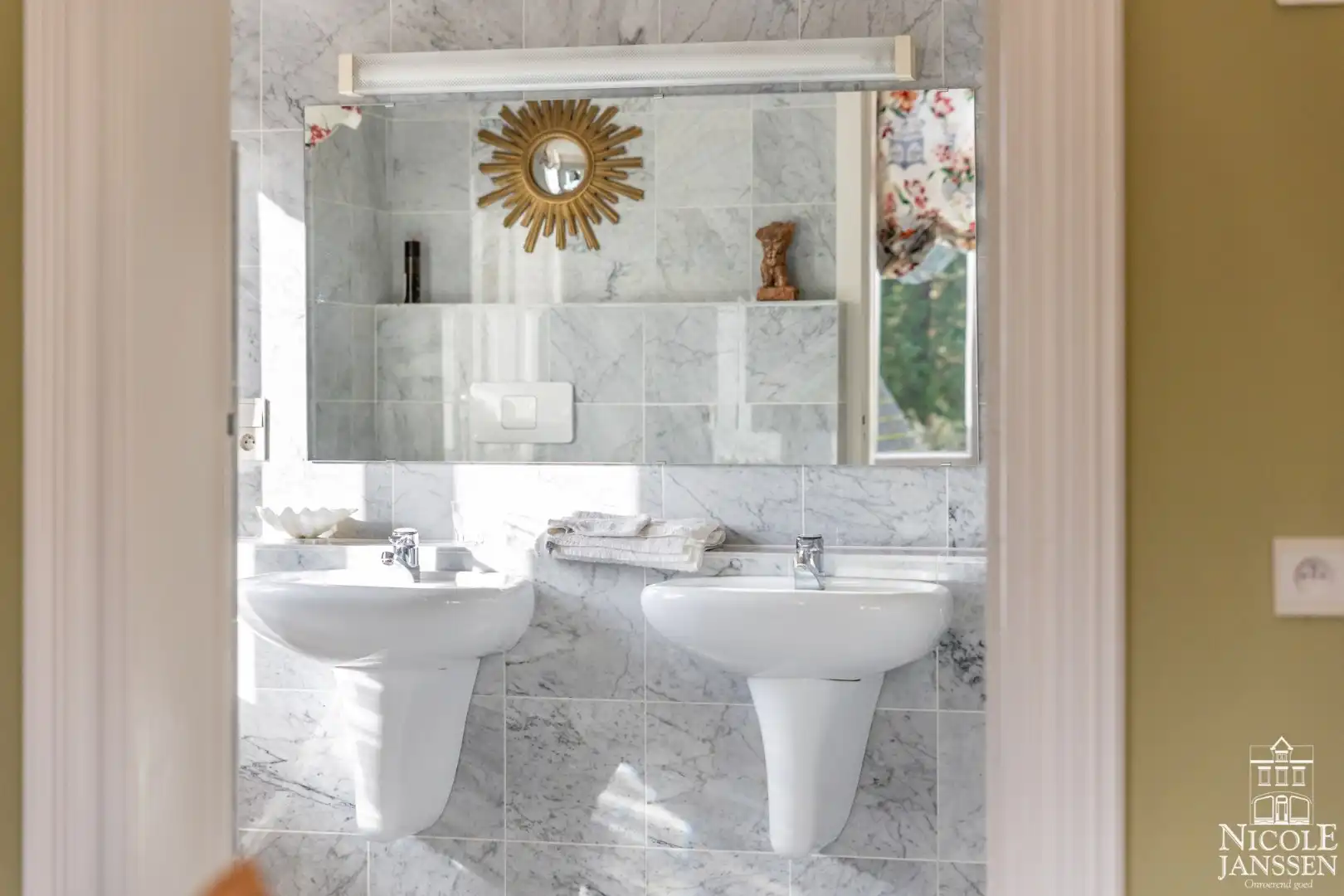 Authentiek herenhuis met conciërgewoning foto 26