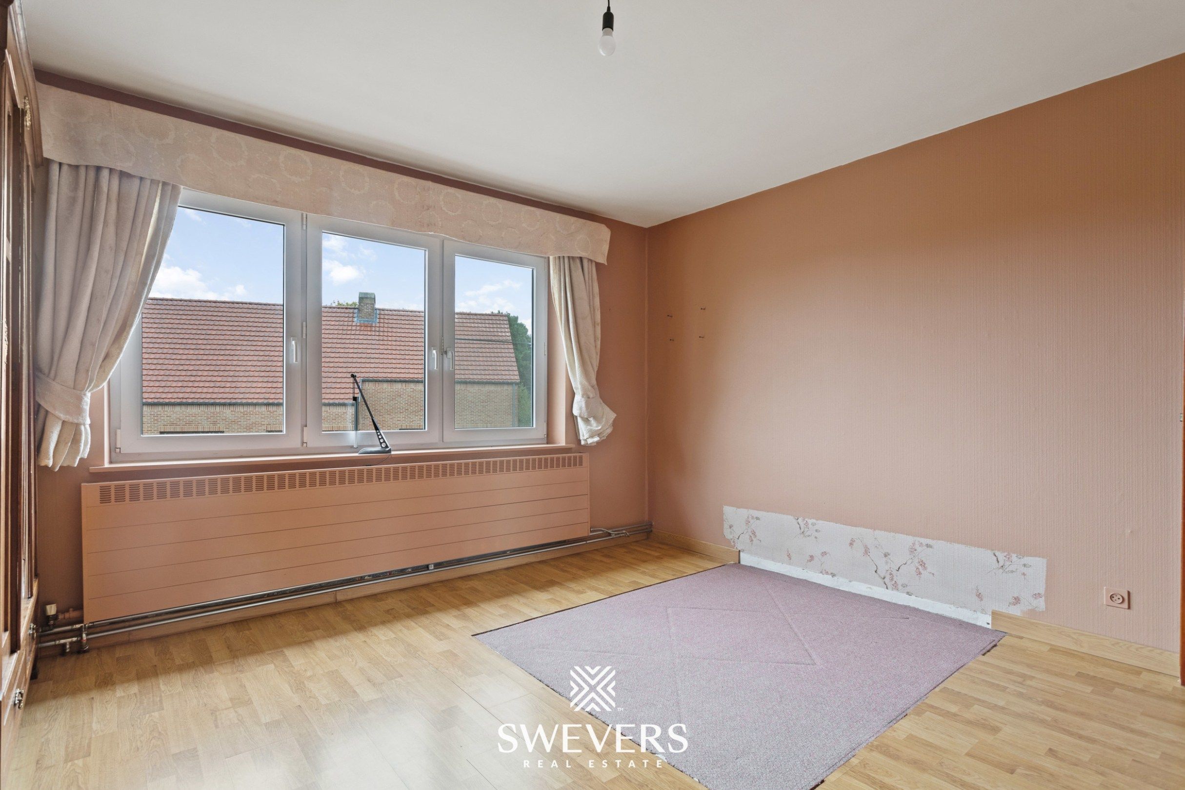 Zeer solide woning met renovatiepotentieel op 10a 18ca  foto 17