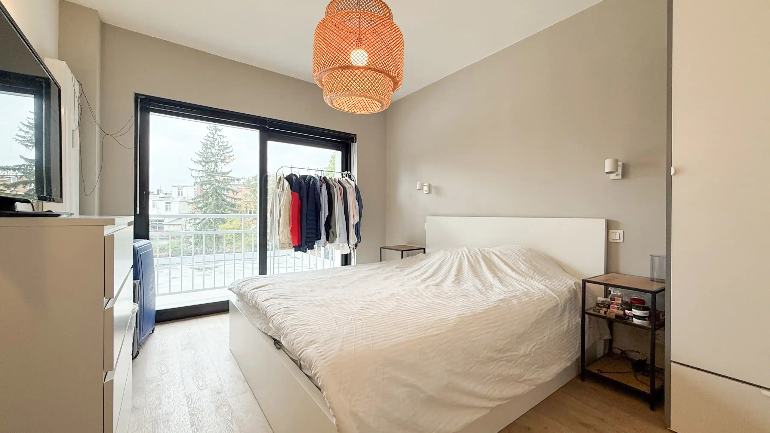 Residentieel modern appartement met ondergronde parking! foto 13
