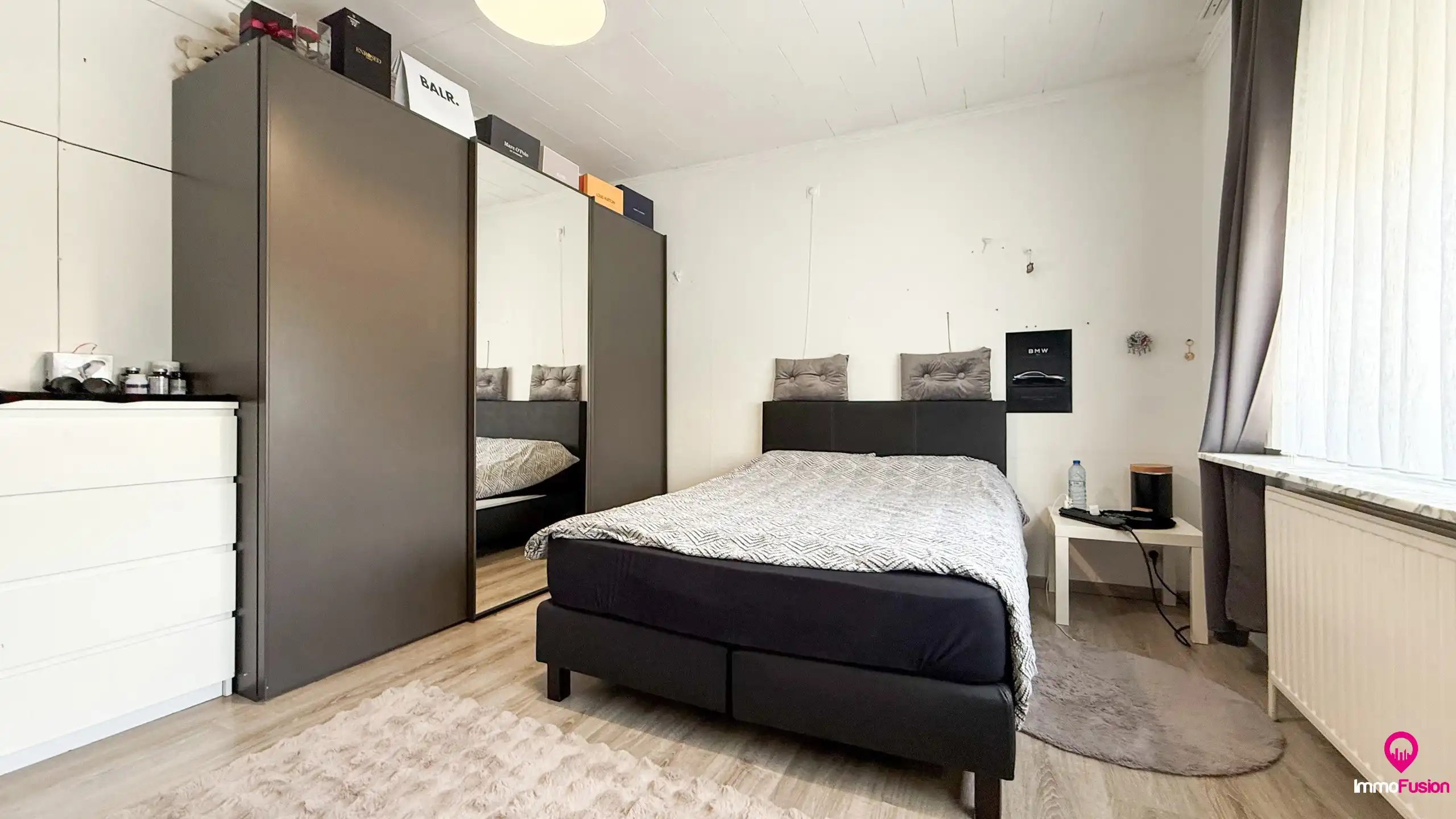 Instapklare, ruime woning met 6 slpks en enorme tuin op 26a! foto 24