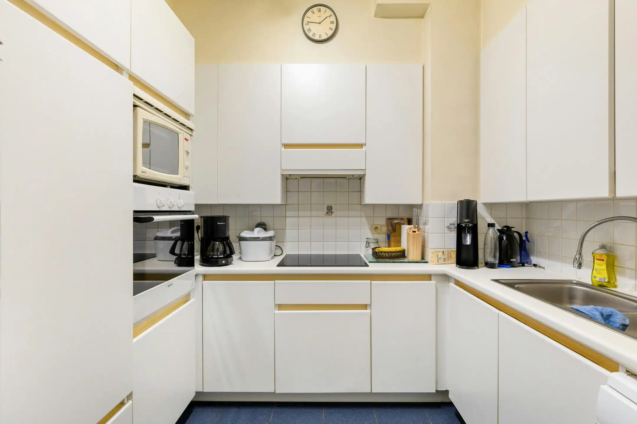 Lichtrijk 2 slaapkamer gelijkvloers appartement te koop foto 7