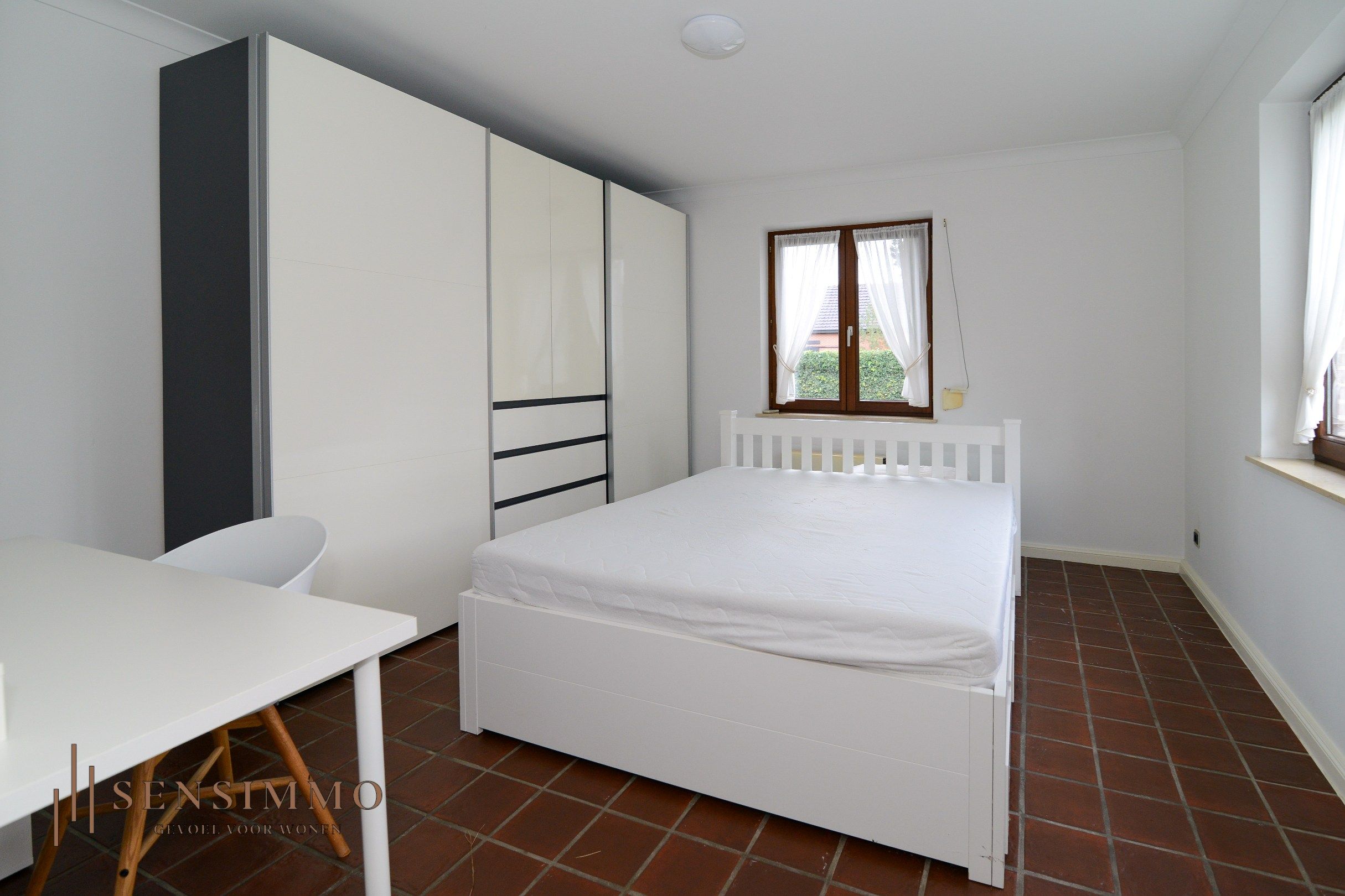 Ruime en energiezuinige woning met 4 slaapkamers op mooi perceel  foto 11