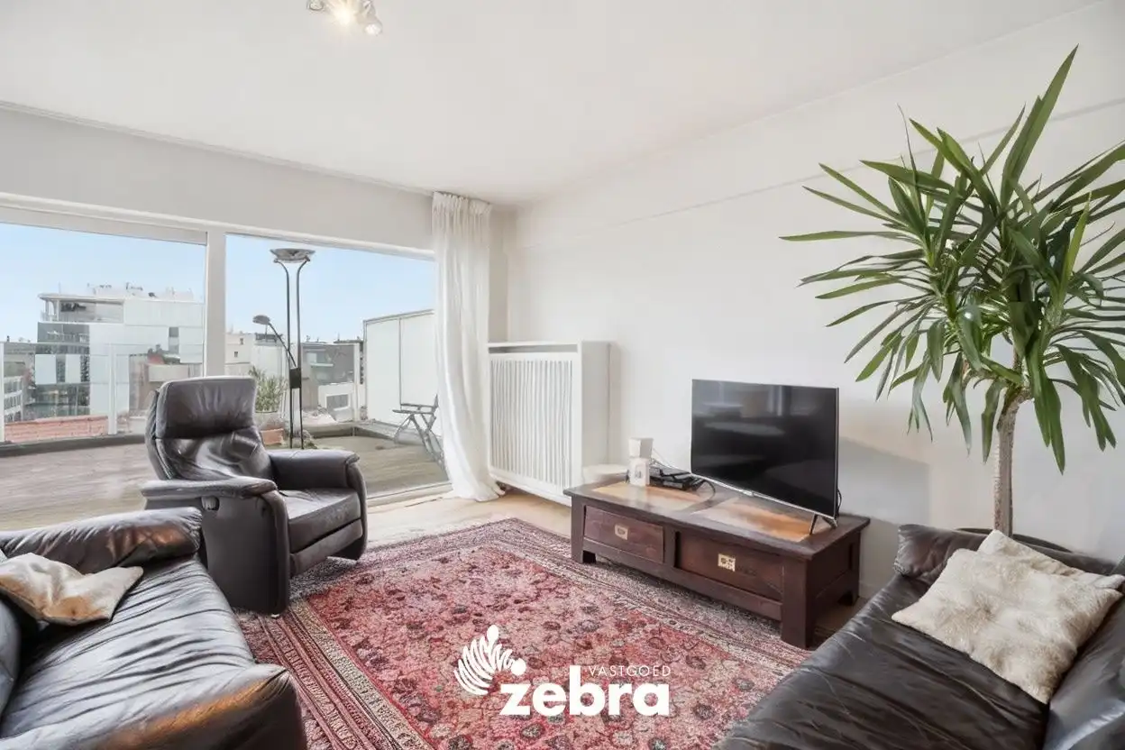 Penthouse met 2 slaapkamers op 191 m² in hartje Roeselare! foto 5