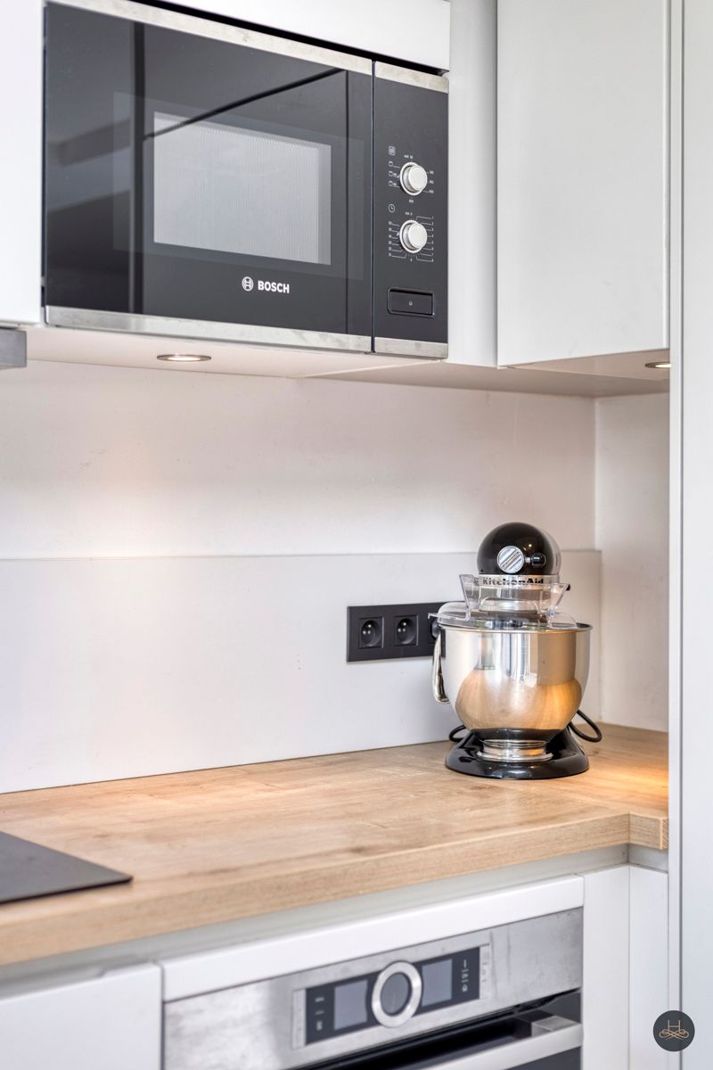 Volledig gerenoveerde open woning met ruime, praktische tuin foto 14