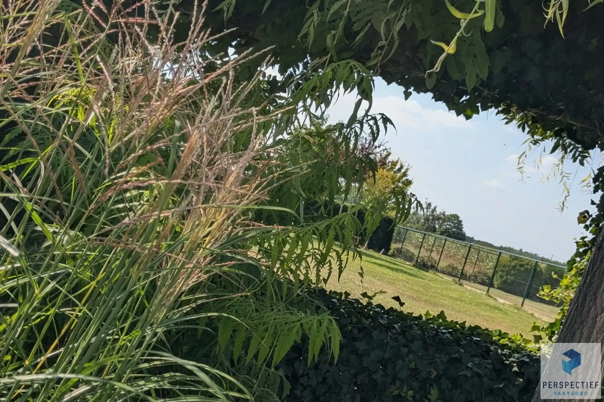 BEZOEKMOMENT ZATERDAG 25/04 VAN 14U TOT 16U | Ruime, instapklare woning met 4 slaapkamers, garage en magazijn op 970 m² foto 25