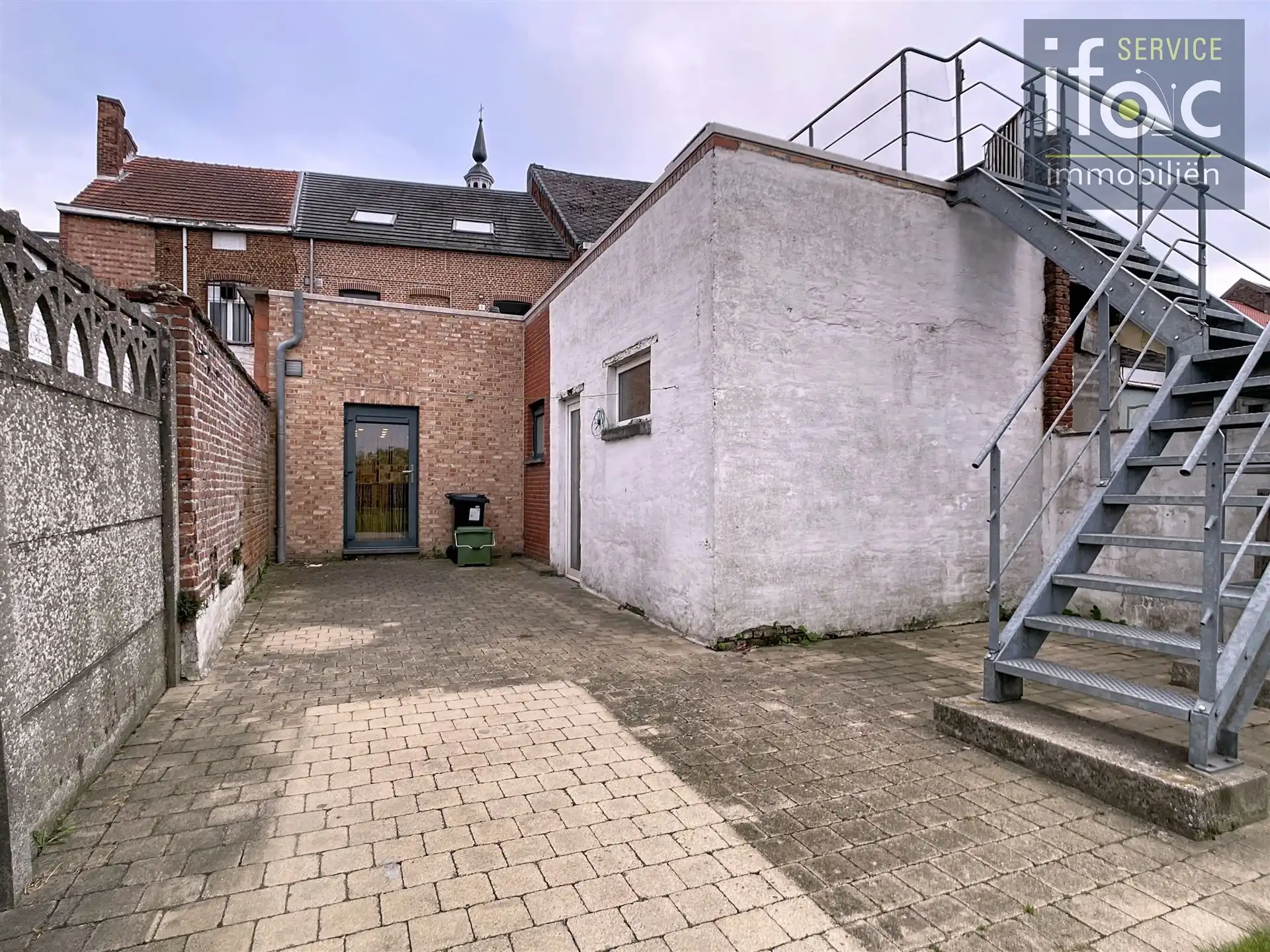 Interessante opbrengsteigendom met 2 entiteiten foto 28