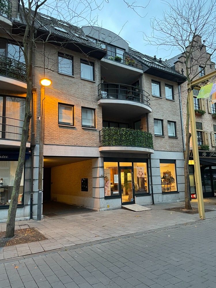 Handelsruimte of kantoorruimte foto 2