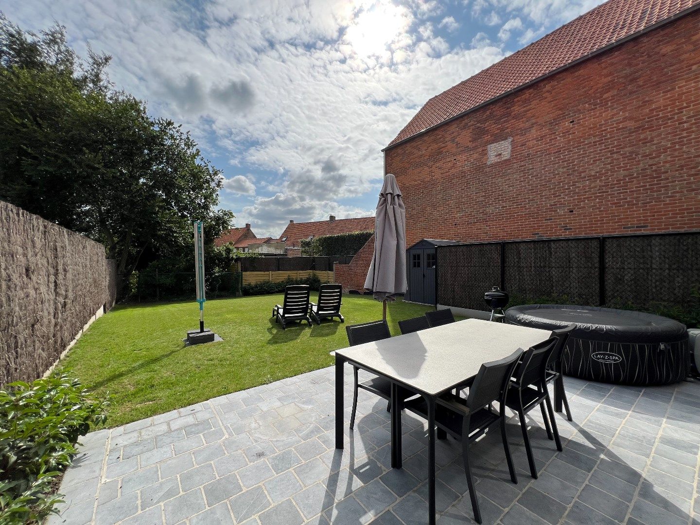 Gezellige nieuwbouwwoning met zonnige tuin en garage foto 12