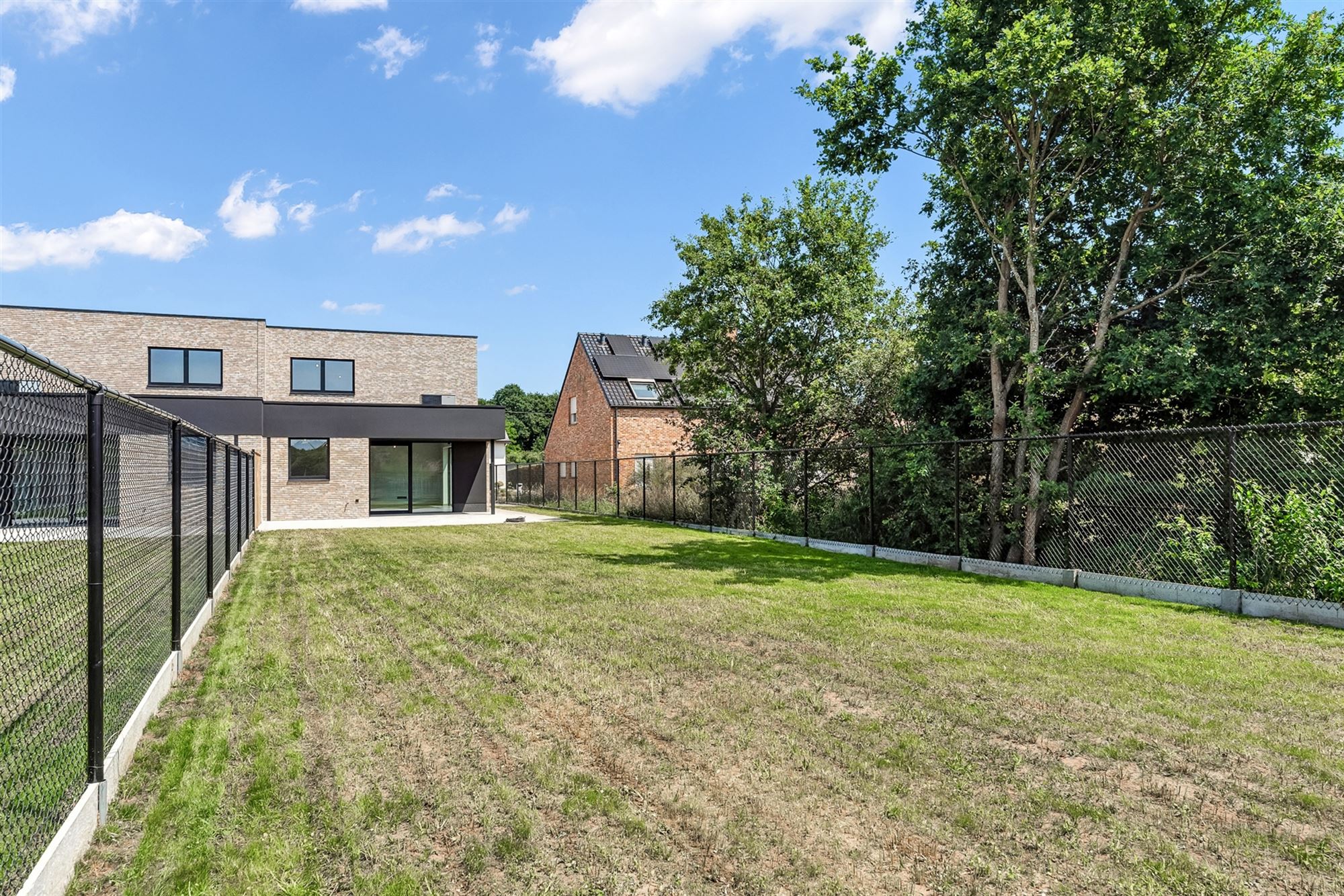 NIEUWBOUWWONING OP UITERST RUSTIGE DOCH CENTRAAL GELEGEN PERCEEL VAN CIRCA 500M² TE BEVERLO foto 17