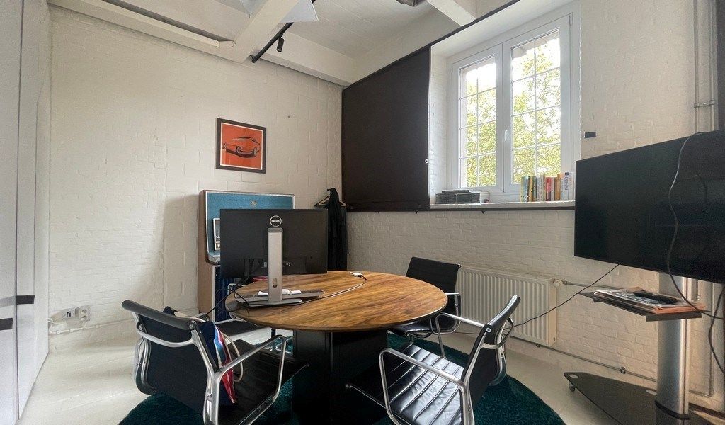 Kantoren te huur in gerenoveerd pakhuis La Cloche in Antwerpen foto 8