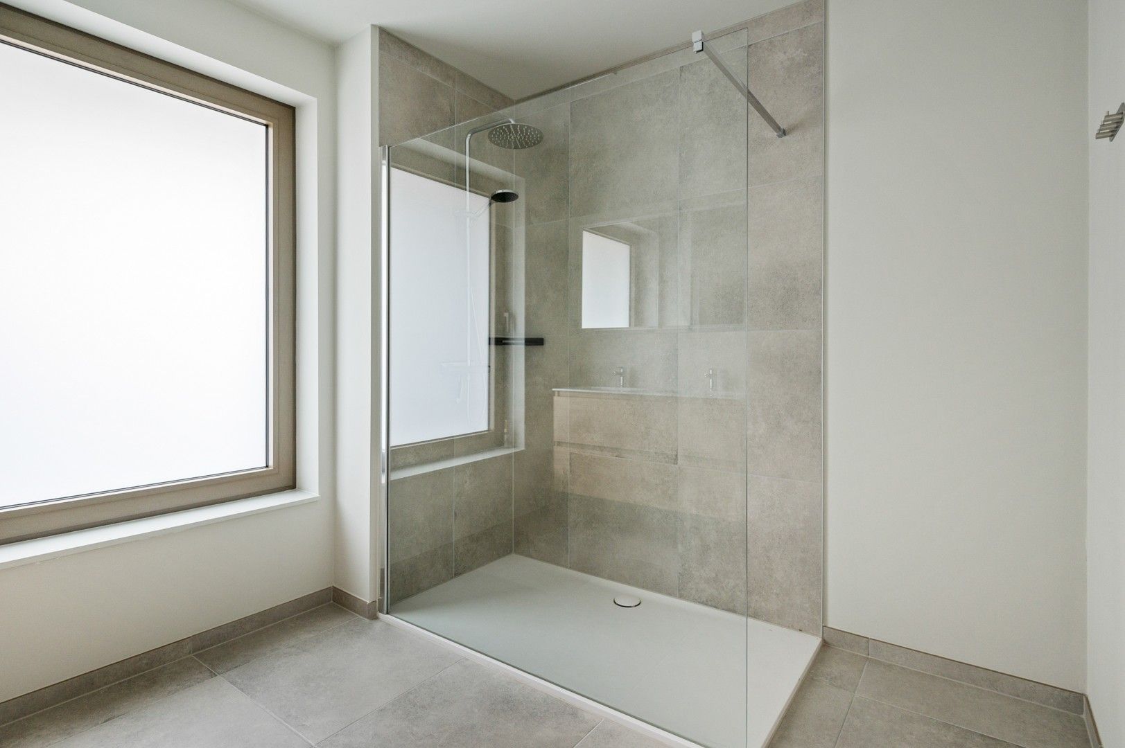 Nieuw gelijkvloers app met terras en drie slaapkamers in rustige omgeving nabij centrum Herentals foto 12