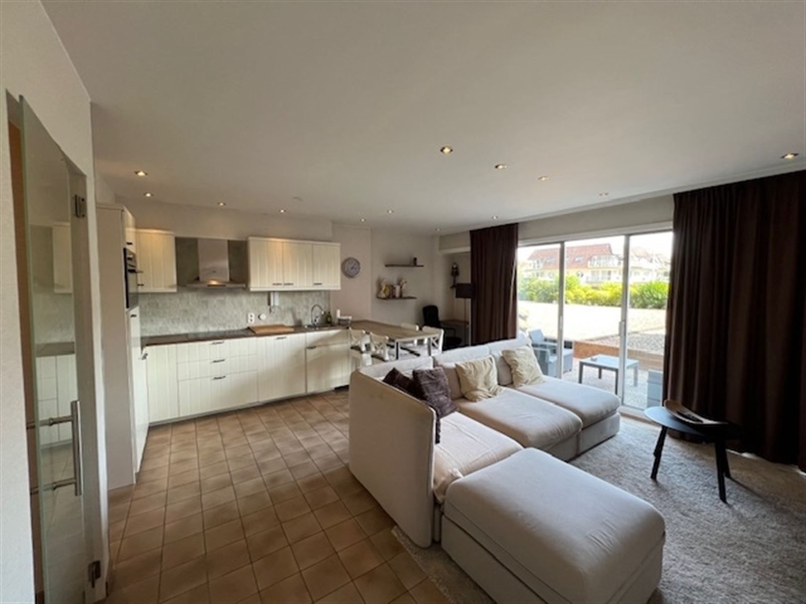 Zonnige instapklare studio met XXL-terras in Nieuwpoort foto 5