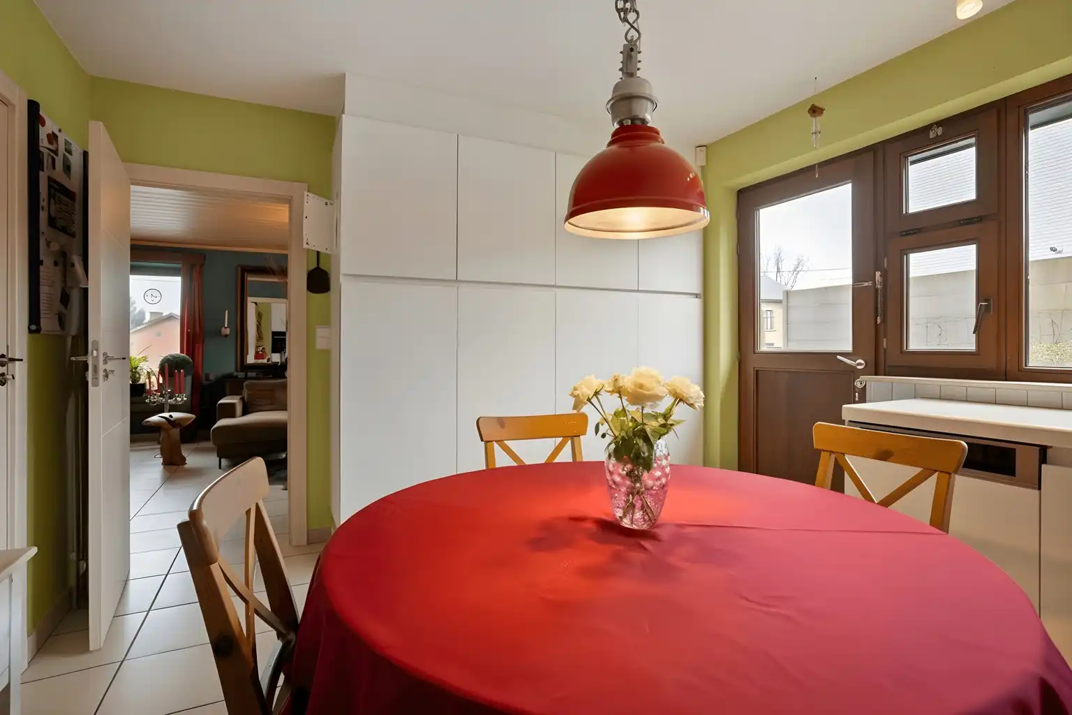 MOOIE WONING MET TUIN IN EEN RUSTIGE WIJK IN NEERVELP foto 7