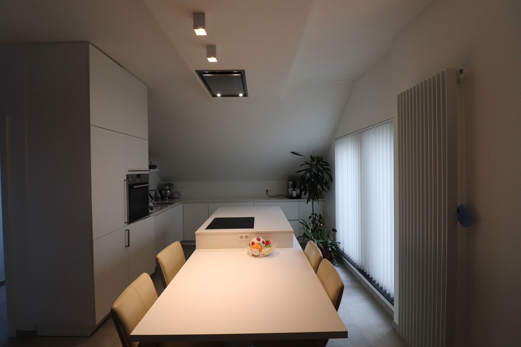 Modern en energiezuinig 2-slaapkamerappartement met carport en ruim terras. foto 4