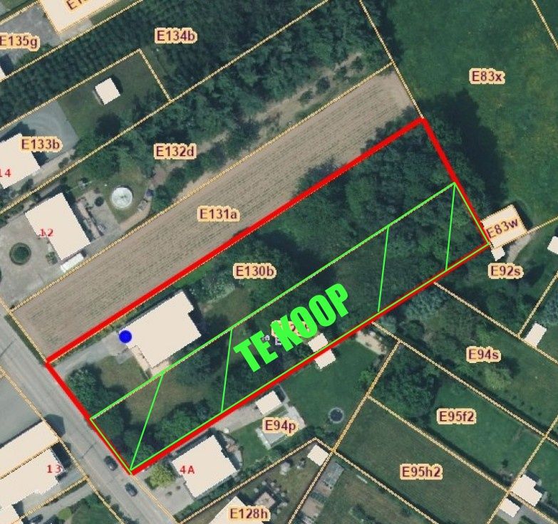 UNIEK GELEGEN BOUWGROND OMGEVEN DOOR GROEN foto 4