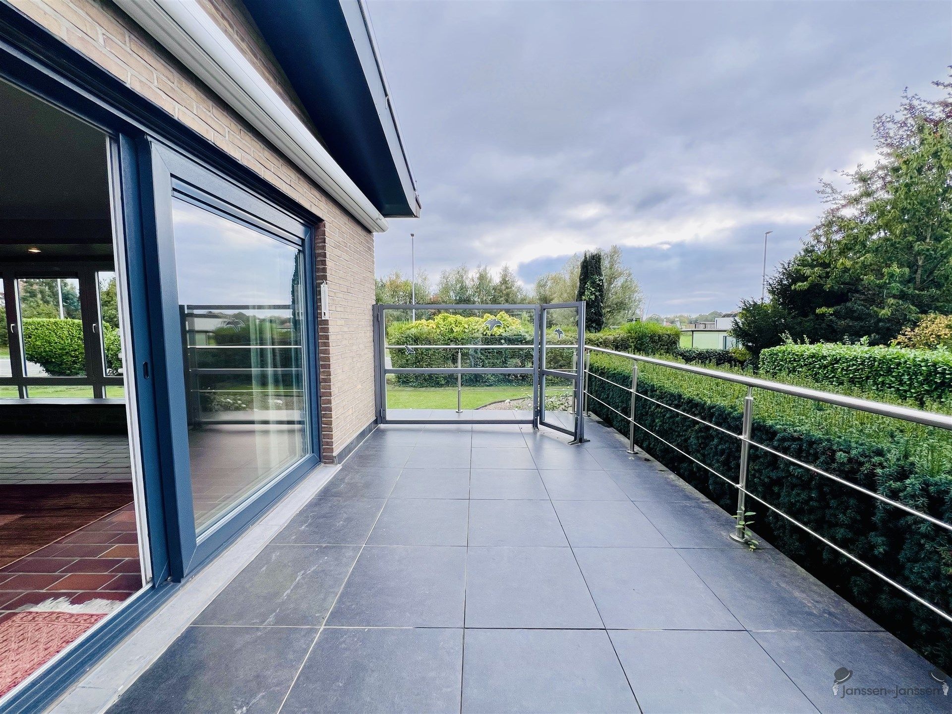 Authentieke villawoning met magnifieke tuin in Vlassenbroek!  foto 6