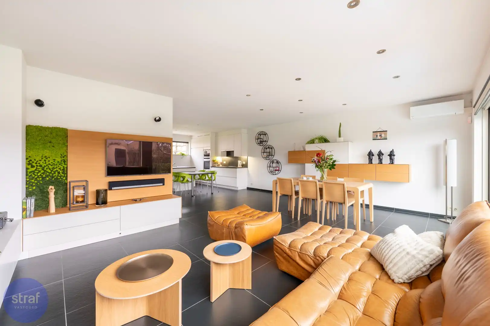 Ruime gezinswoning in een autoluwe straat tussen Zwijndrecht-Dorp en 't stad foto 6