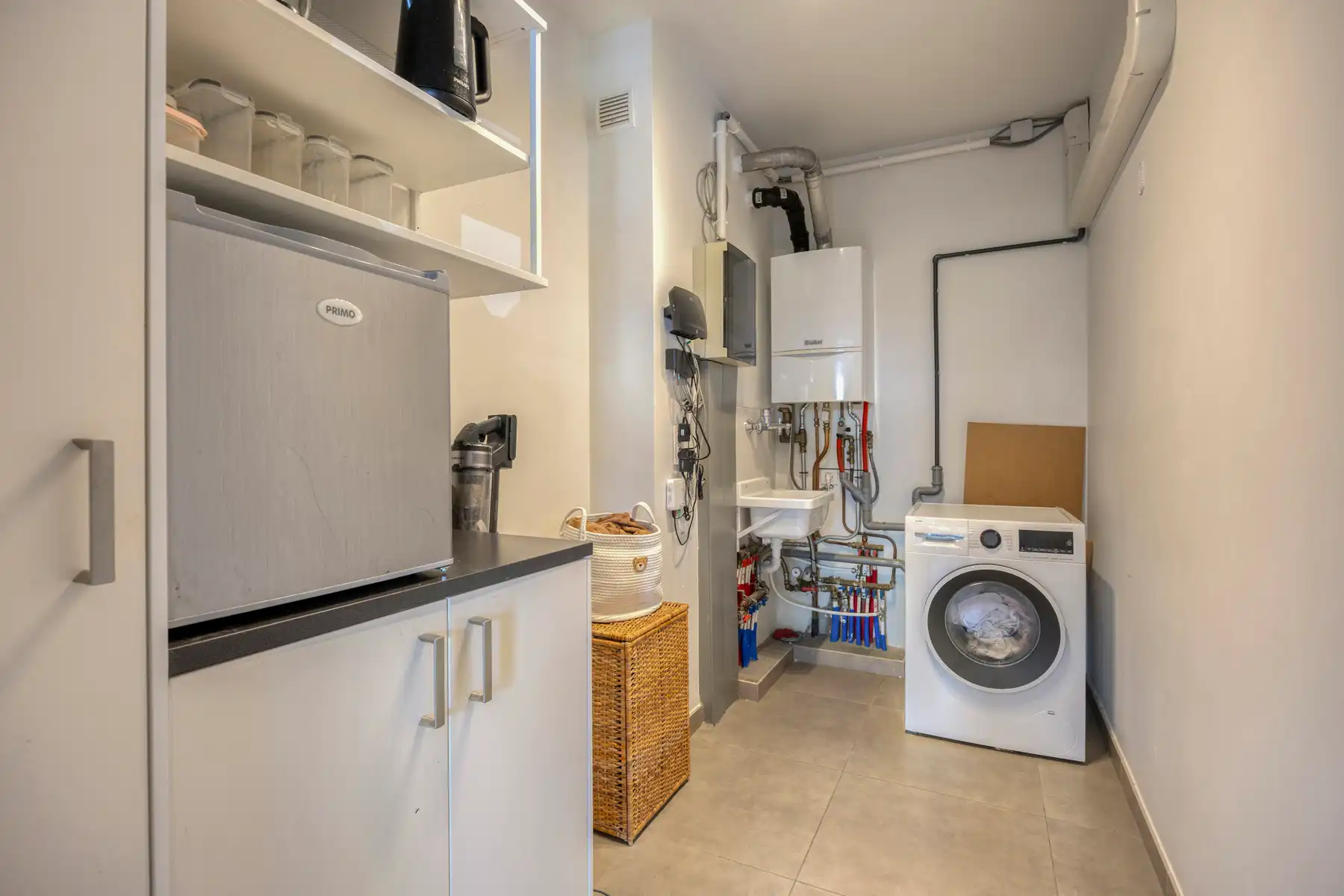 Modern en energiezuinig gelijkvloers appartement vlabij centrum foto 13