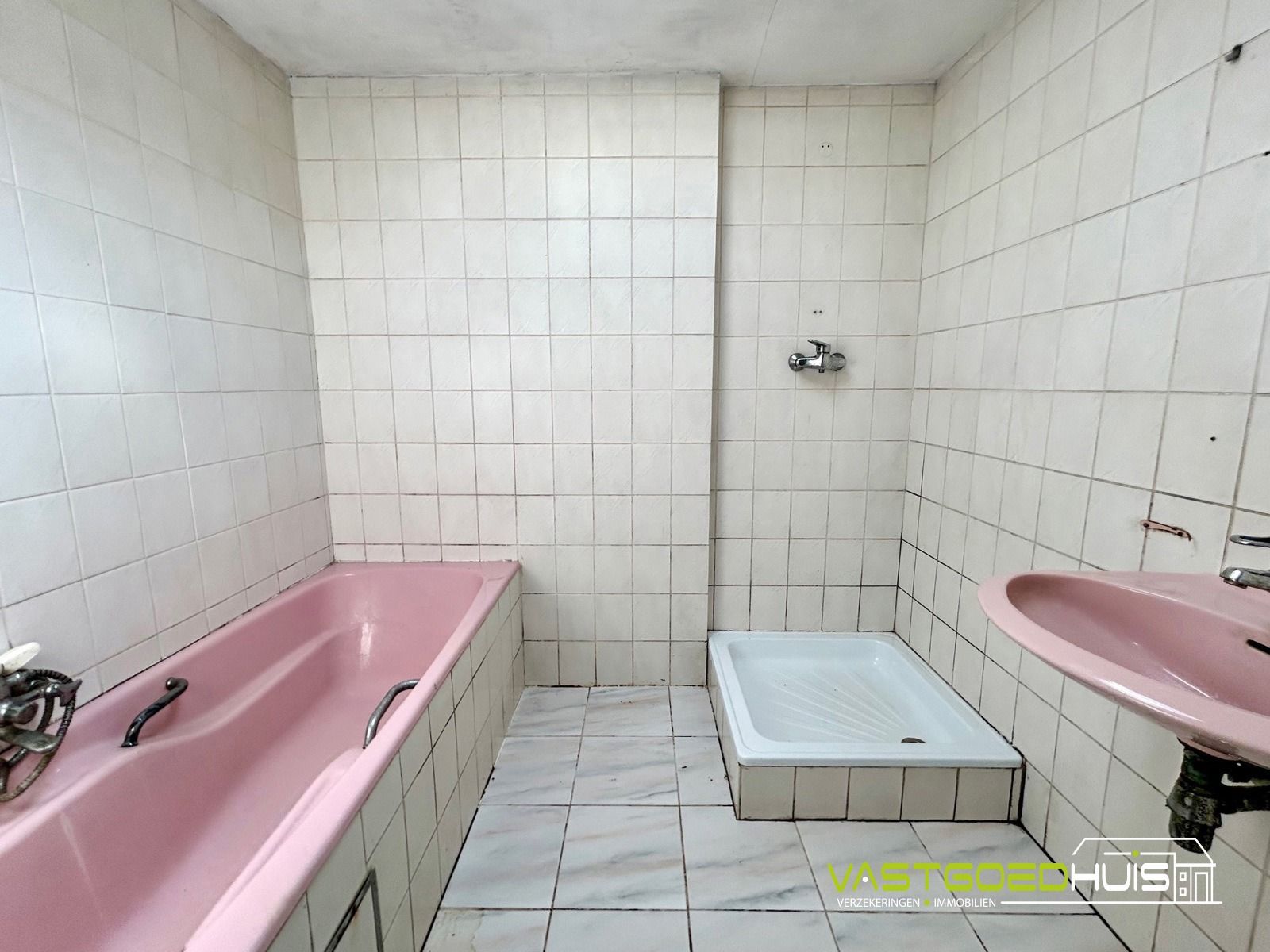 -ONDER OPTIE- Charmante, te renoveren gezinswoning  foto 20