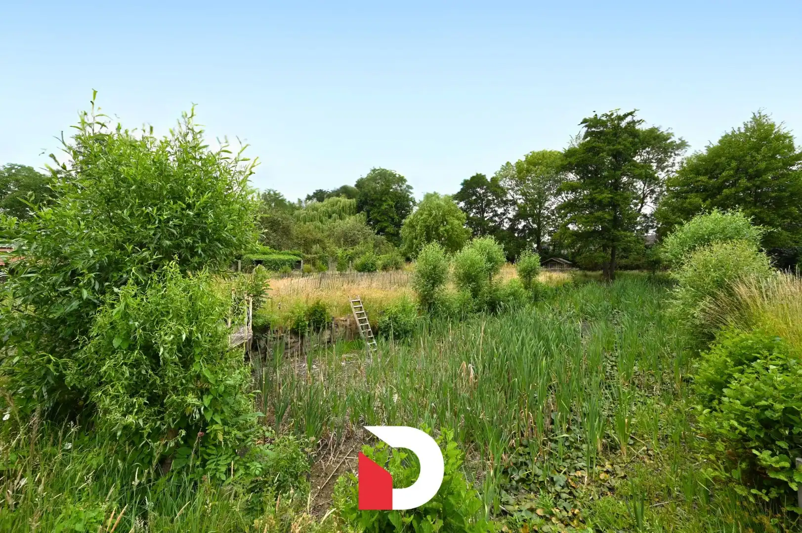 Uniek achterliggend perceel bouwgrond van 1.799 m² foto 6