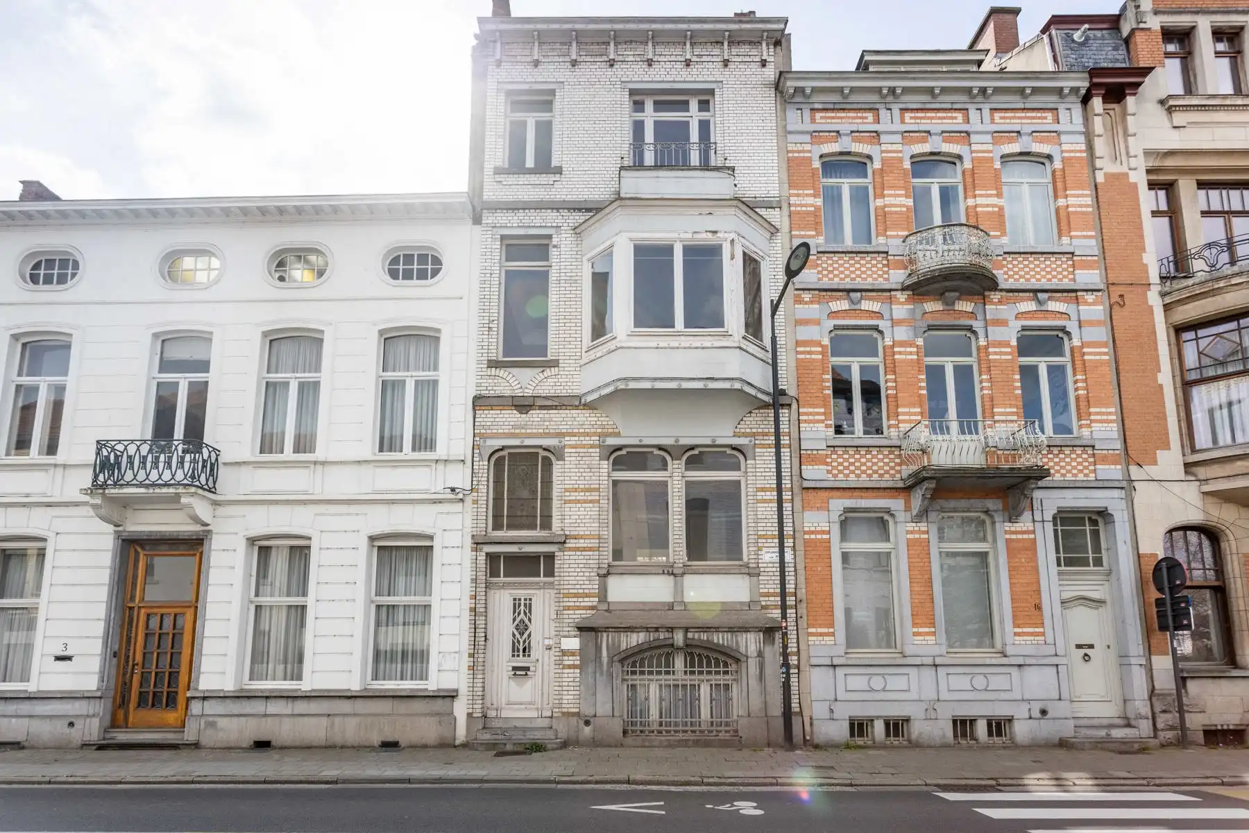 Hoofdfoto van de publicatie: Uitzonderlijke herenwoning te Aalst!