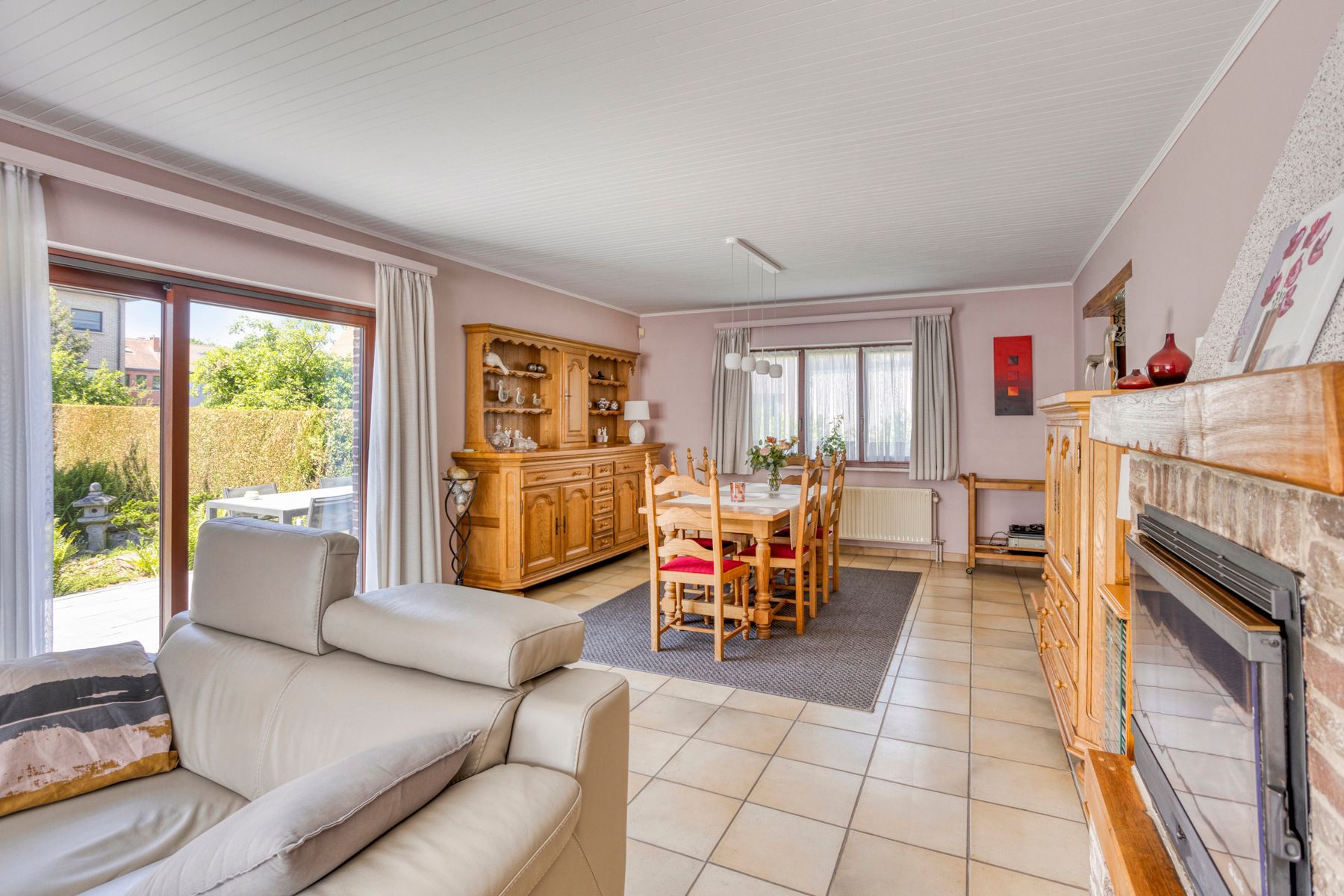 Rustig gelegen villa met 3 slaapkamers en prachtige tuin foto 17