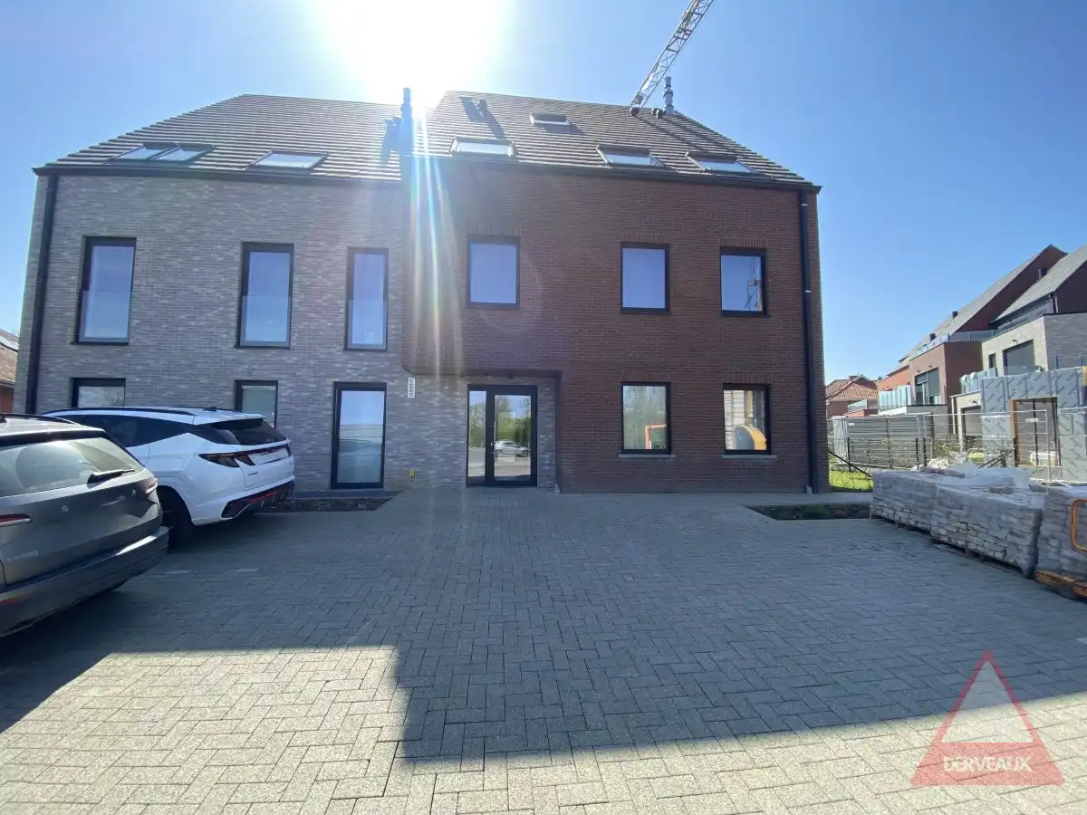 Moorslede - Lichtrijk duplexappartement met 3 slaapkamers en zonnig terras foto {{pictureIndex}}