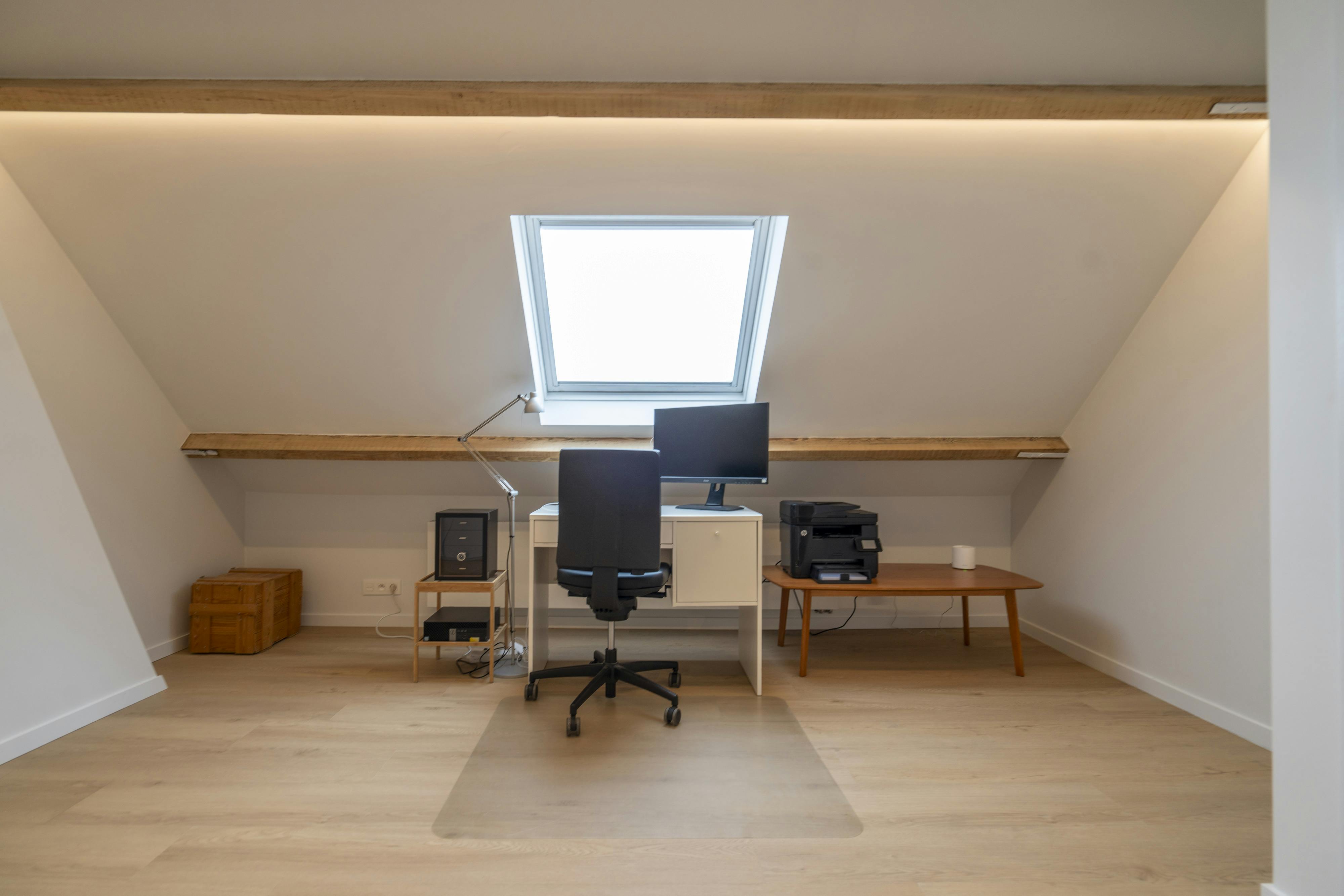 Leuke instapklare bel-etage woning te koop in Wevelgem! foto 20