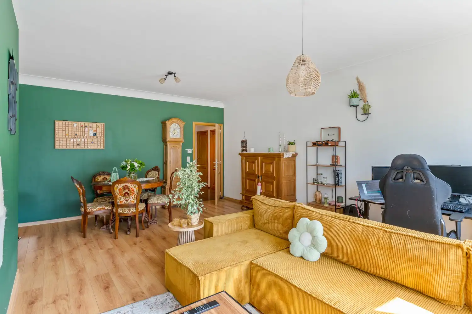 1 slaapkamer gelijkvloers appartement met Tuin foto 6