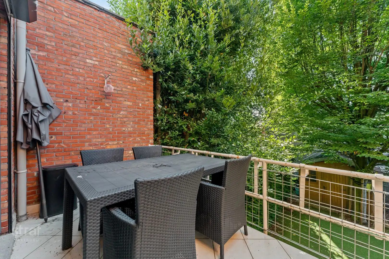 Ruime gezinswoning met 4 slaapkamers, 2 badkamers en tuin foto 7