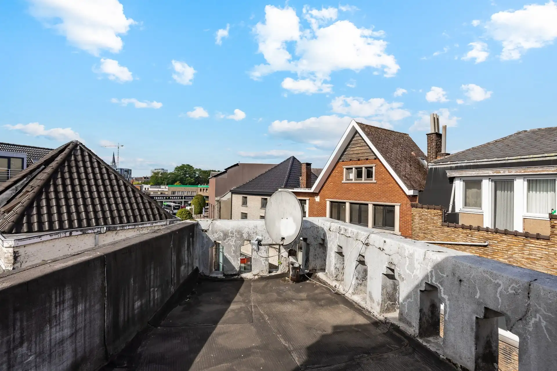 Handelspand met uitstekende visibiliteit en tal van mogelijkheden nabij het centrum van Aalst foto 22
