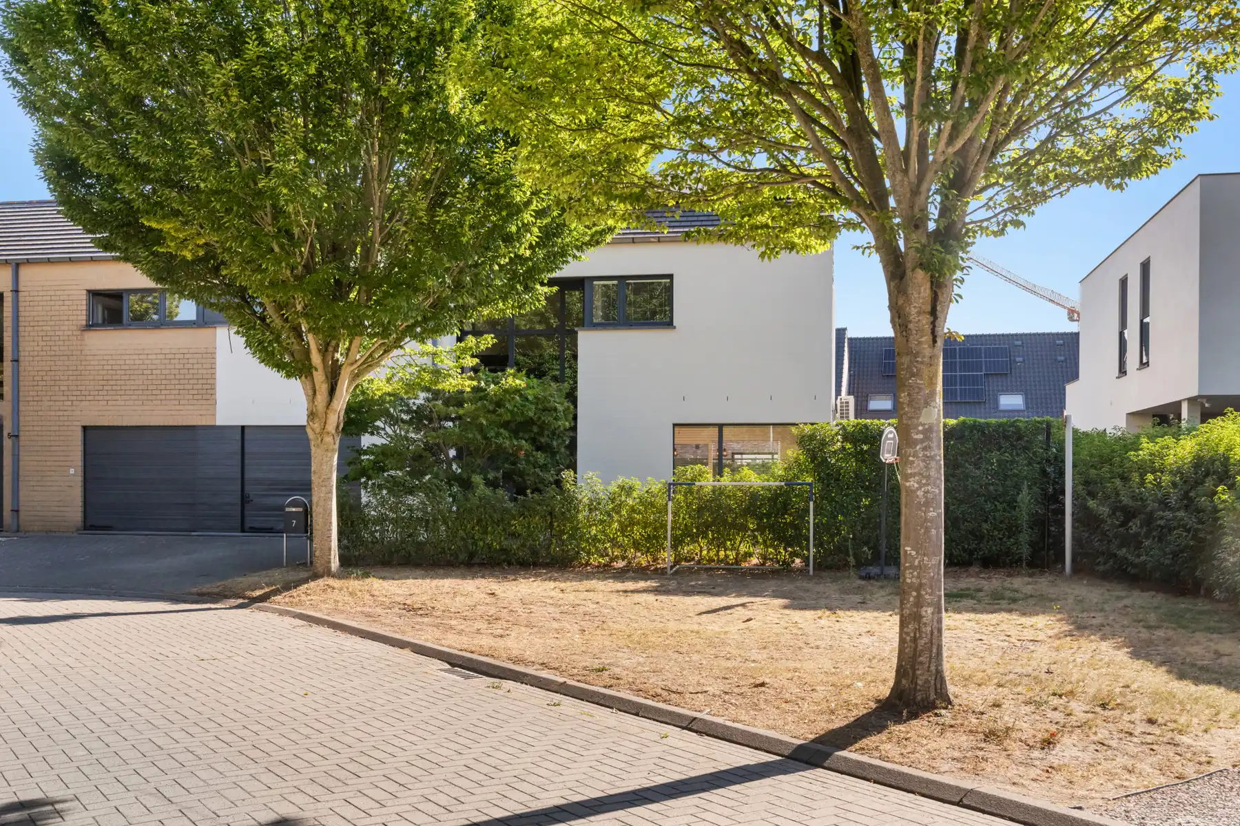 Ruime gezinswoning met zonnige tuin in Sint-Andries foto 38