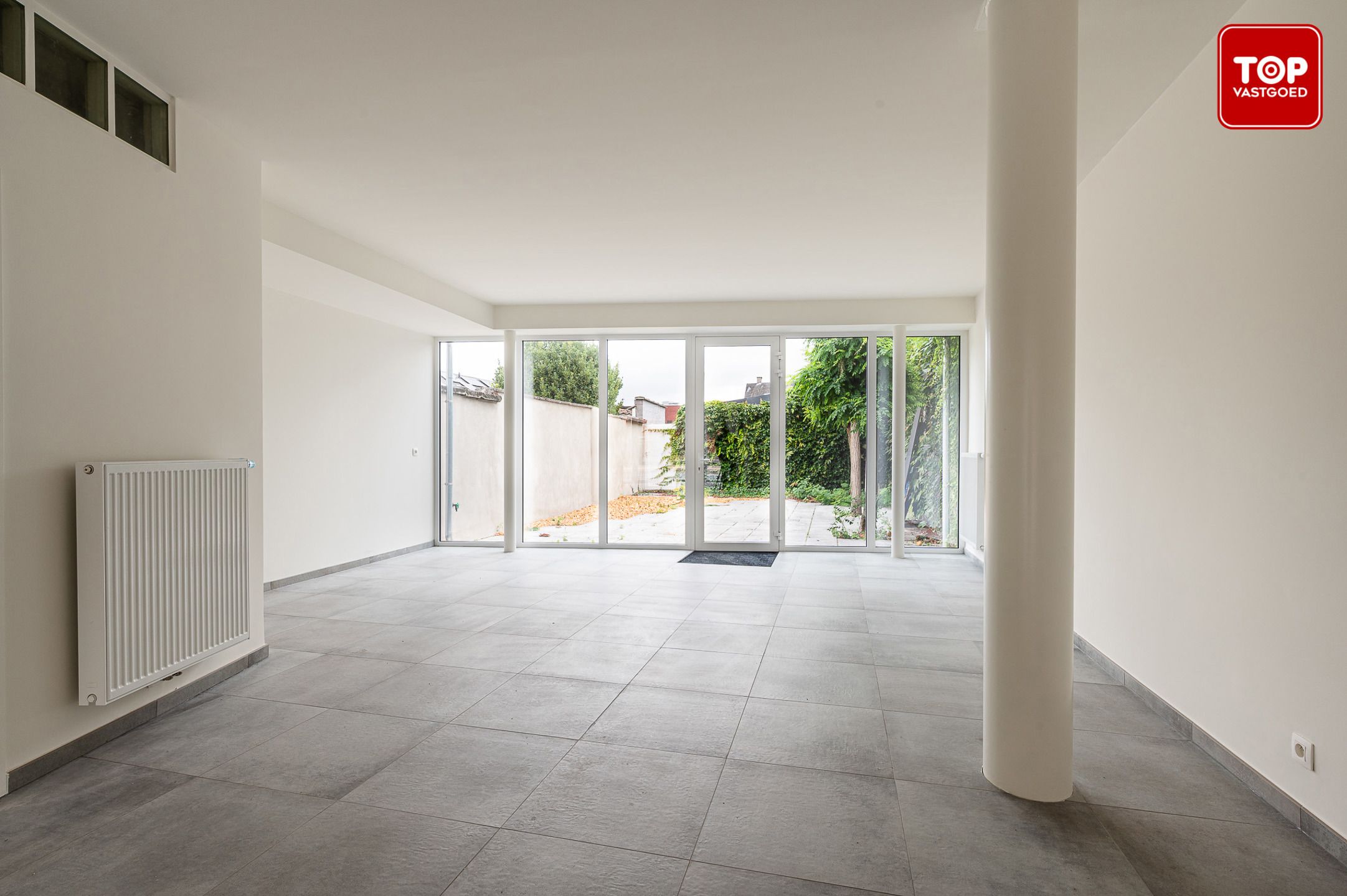 Commercieel pand op strategische topligging foto 4