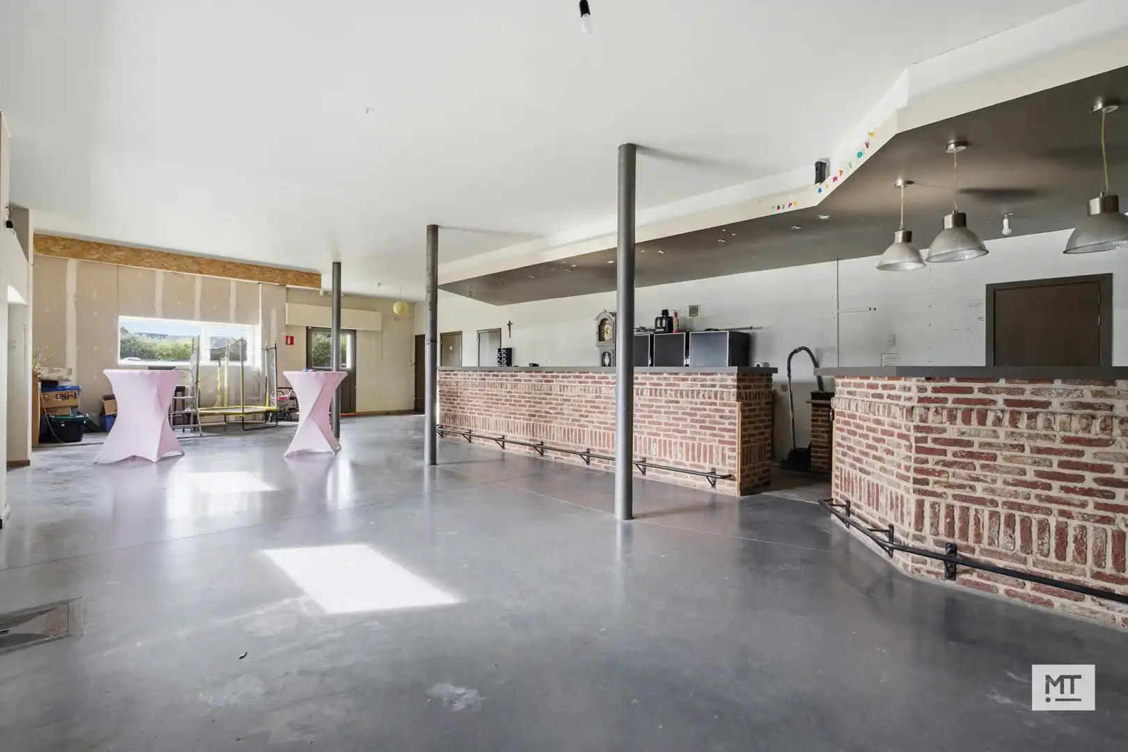 Bijzonder ruime herenwoning te koop in het centrum van Ieper foto 21