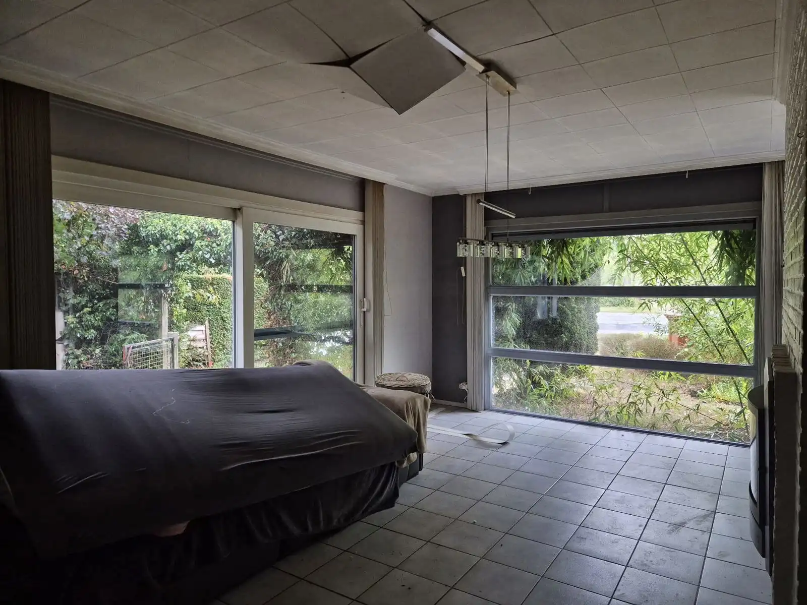 Te renoveren villa op toplocatie te Sijsele/Damme foto 2