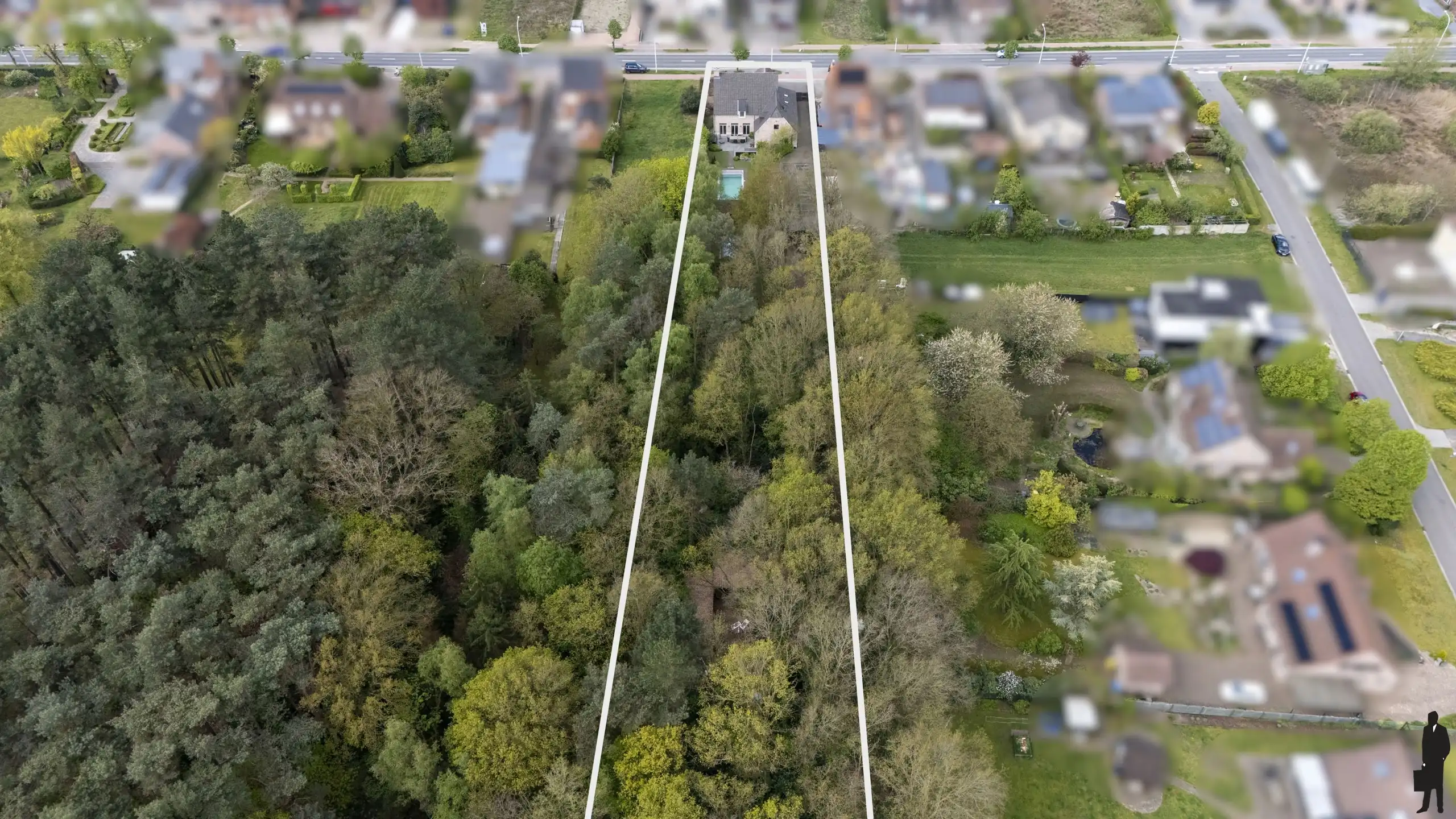 Unieke villa met studio en zwembad op maar liefst 4.270 m² foto 3