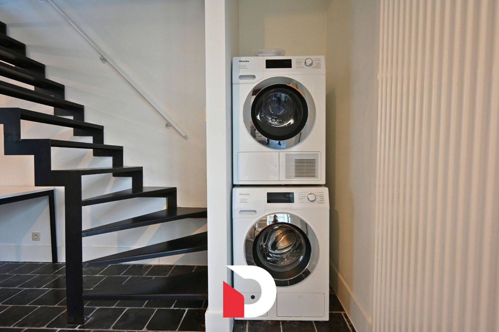 Rijwoning in centrum Brugge met 2 slaapkamers foto 6